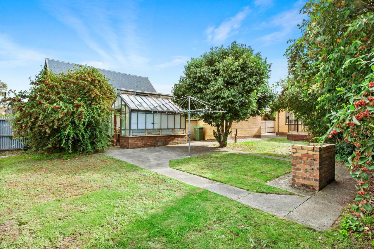 Family Friendly, Sleeps 8, Big Backyard, Pet Friendly Villa Ballarat Exterior foto